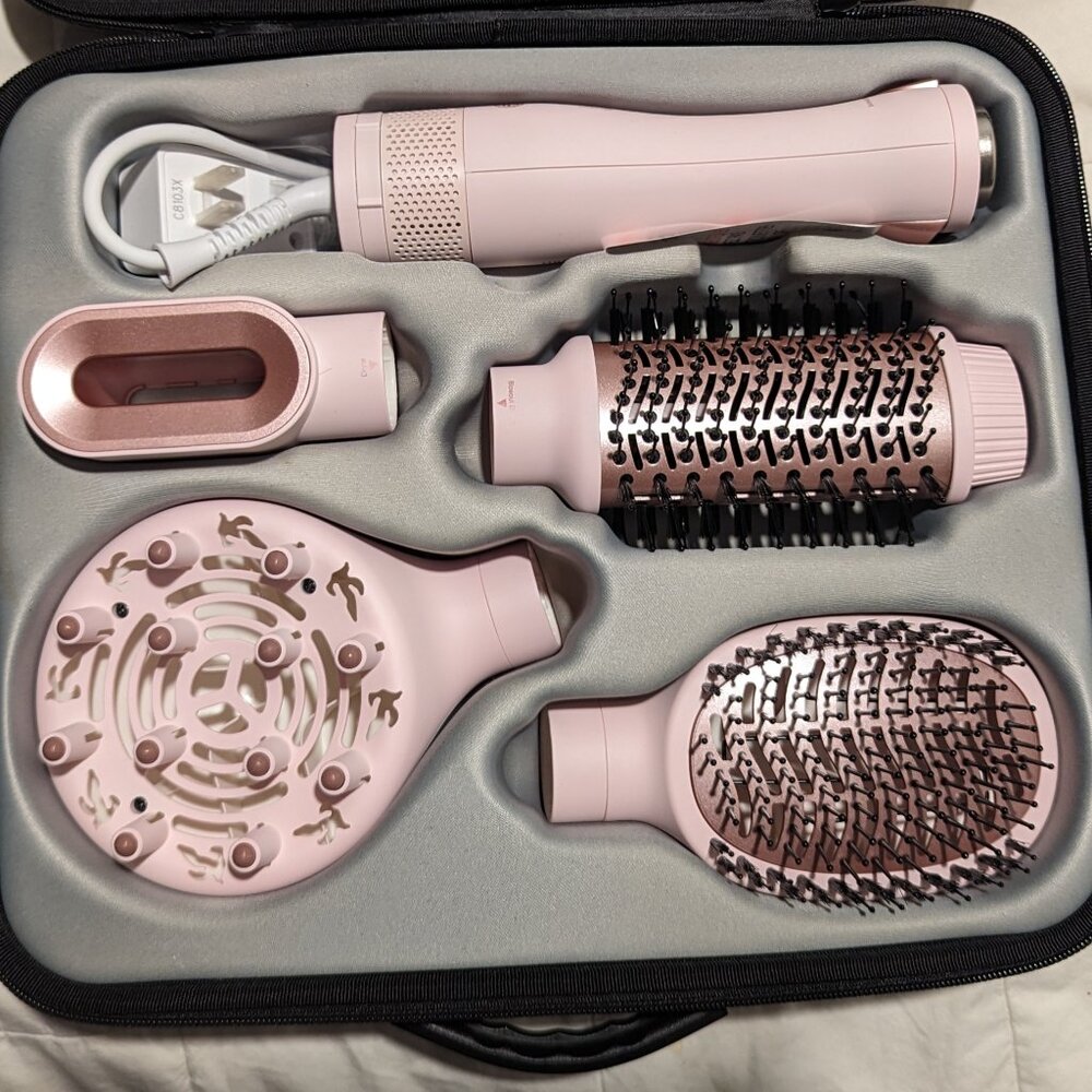 UNUSED Beachwaver Blow Brush